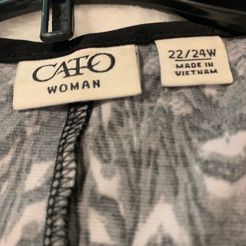 Artsy Glamour Top by Cato. Black/Ivory, Silky Pull-Over with 1/4 Zip.Relaxed Fit - Picture 9 of 11